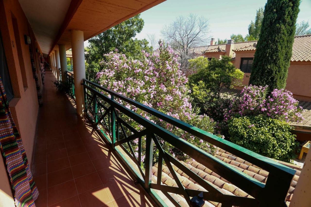 Hostel Layos, Toledo エクステリア 写真